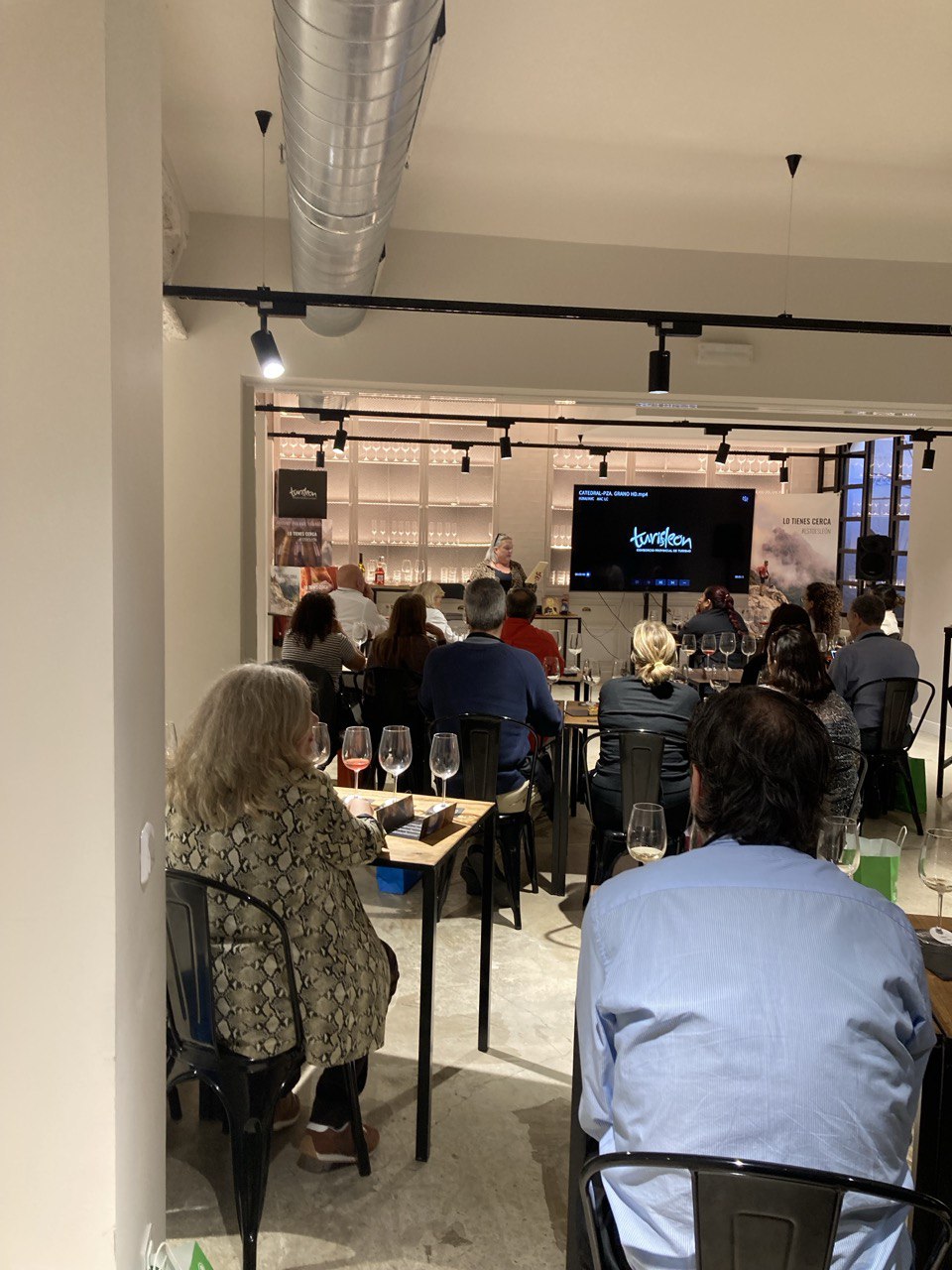 Fotos de distintos eventos corporativos y culturales