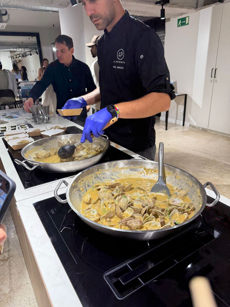 Almejas en salsa verde